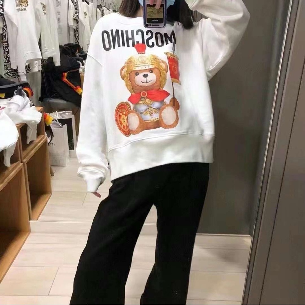New Moschino Roman Solider Teddy Bear crewneck sweatshirt in white